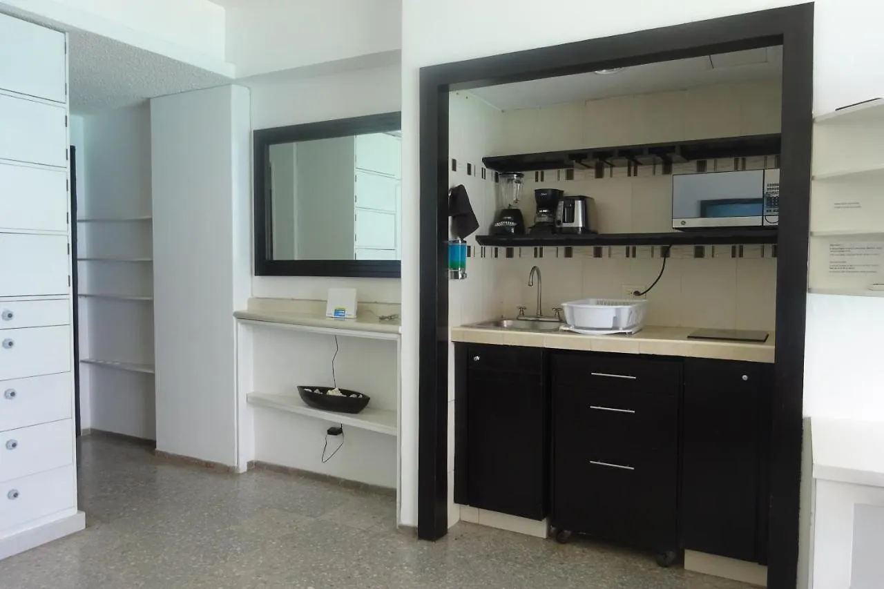 Ocean Front, Amazing Views Apartamento Cancún 0*,