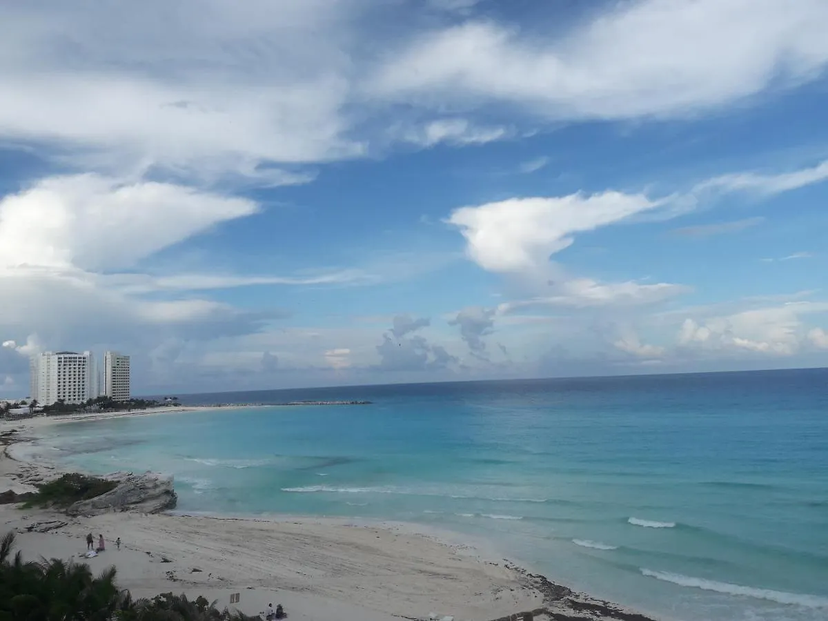 Ocean Front, Amazing Views Apartamento Cancún